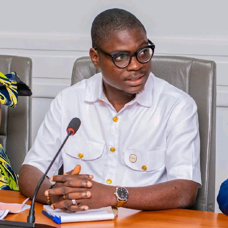 Rémus Axel Spinoza ARABA